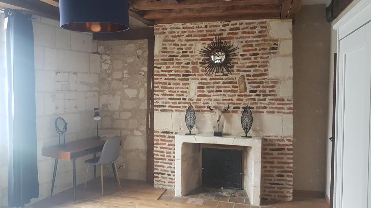 Appartement Dans Immeuble 15 Eme Siecles Vieux Тур Екстериор снимка